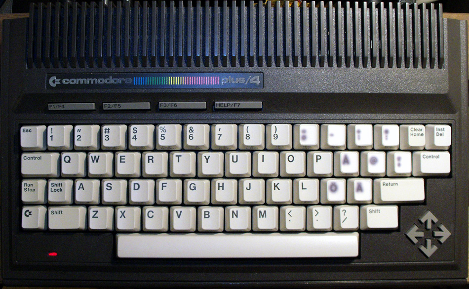 Commodore Plus/4 Swedish
